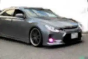 毎日朝、夕方に30km制限の住宅街を猛スピードで走行。歩行者がいてもお構いなし。非常に危険。
トヨタ マークX。
ナンバーの情報を追加して再度投稿。
#埼玉県
#朝霞市
#西弁財
#マークx