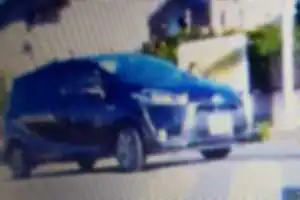 信号無視に歩行者妨害
平然と走り去るババア
常習犯ぽい
こんなのすぐ逮捕だろ