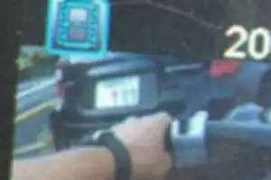 R.5.9.12   朝7時10分くらい
箱崎から千代に向かう国道3号線

ニッサン ノート
福岡 631
も 909

箱崎から千代あたりまでバス専用路線をはしる。