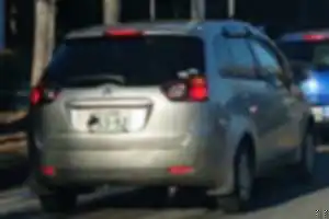 トラックで異常な接近運転