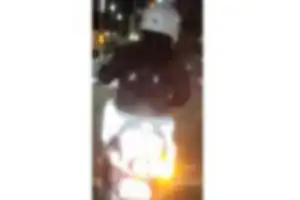 5mも車間距離が無い状態でウインカー1秒程度での割り込みです。
免許が取れて嬉しいのはわかりますが後方確認は必要です。