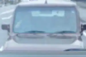 清水町役場付近にて、前に車が詰まっているにもかかわらず煽り運転、車間距離不保持