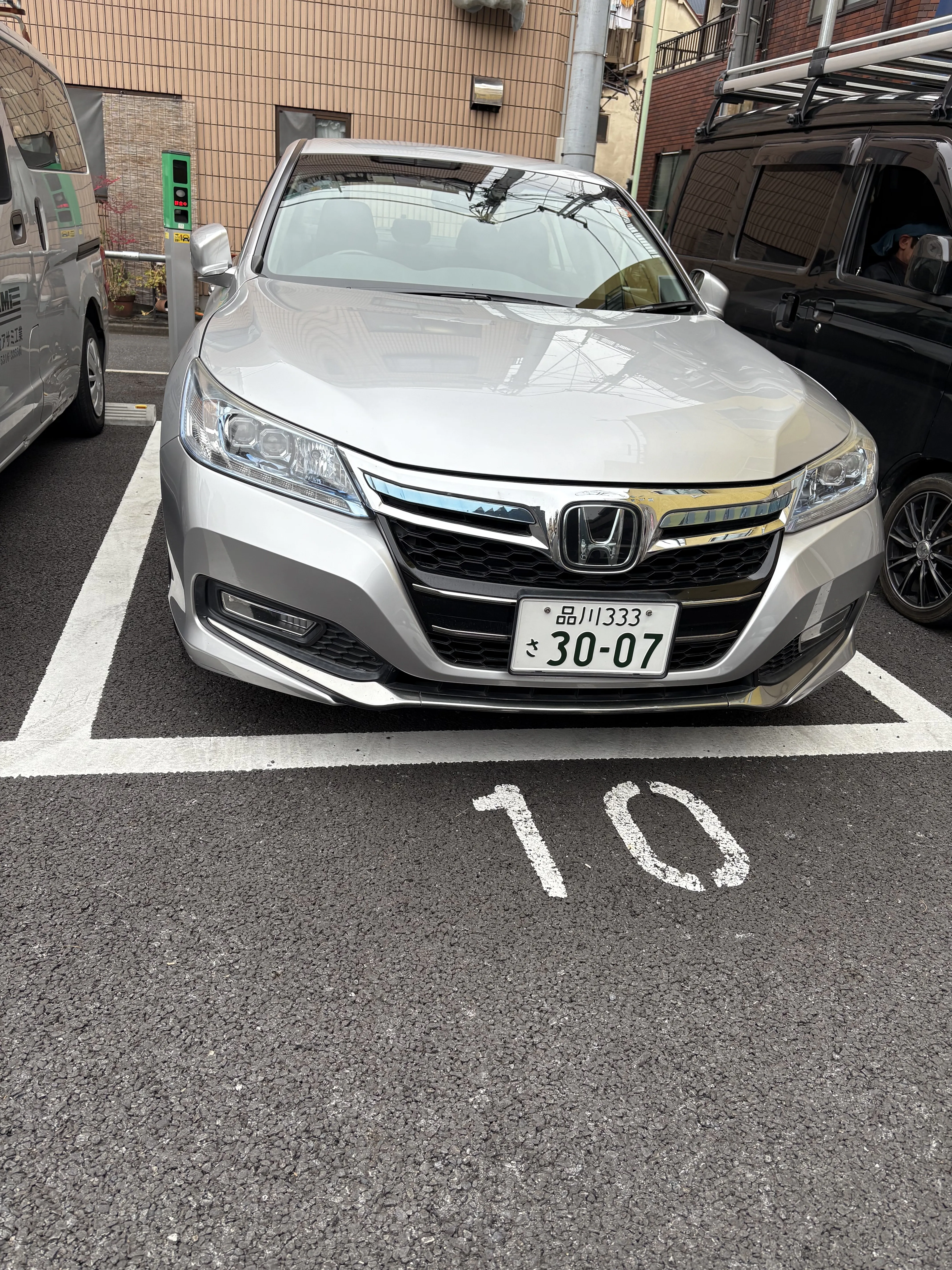 コインパーキングで、駐車場の入り方？について、暴言を吐かれました。こちらはもちろん、通常運転、何もしていません。高齢男性です。あまりの暴言に恐怖を感じる。