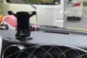 朝通勤してたら田中屋とか言う会社の車が脇道から急に割り込んできやがった。もうちょっとでぶつかるとこやったわ。会社の車でそんな運転してたらあかんやろこの車には気をつけないと